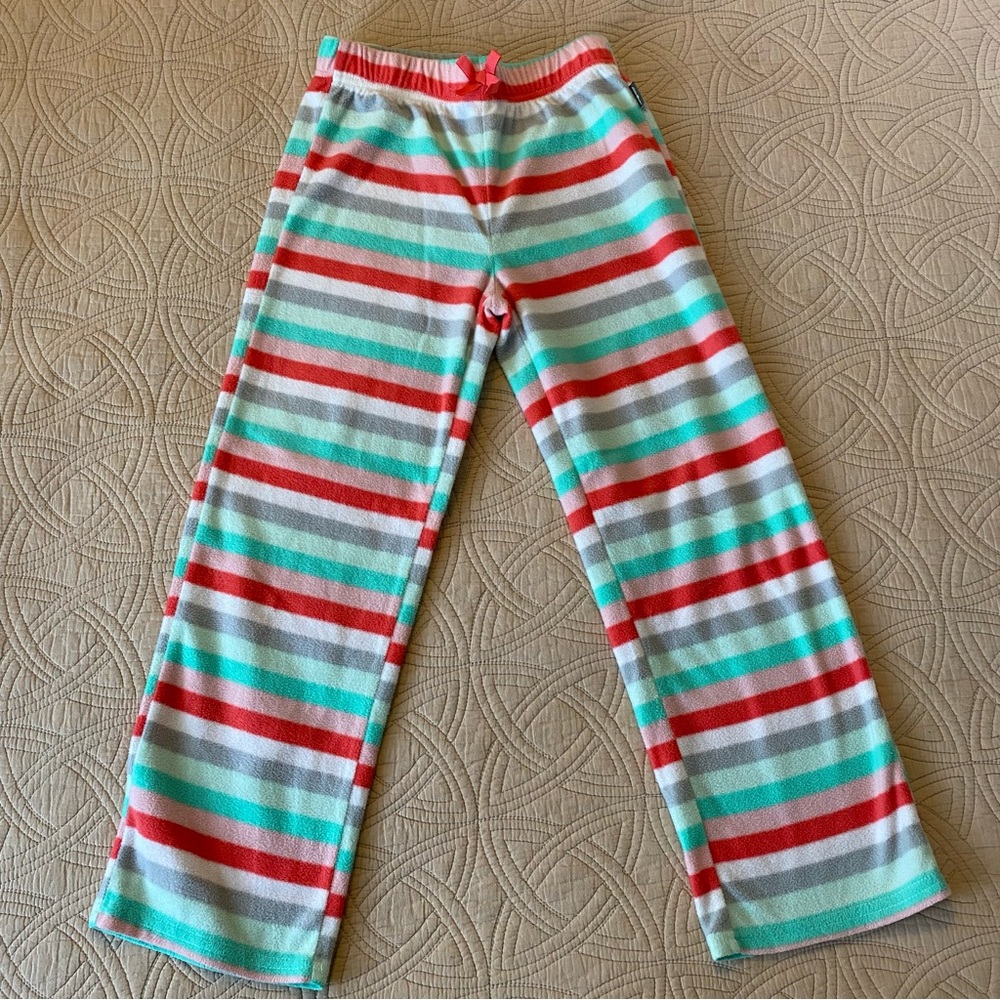 Two Pairs Eddie Bauer Pajama Sets - Size S (7/8) - Picture 14 of 15